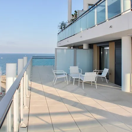 With 4 Bedrooms In Canet-en-roussillon, With Wonderful Sea V Apartment *